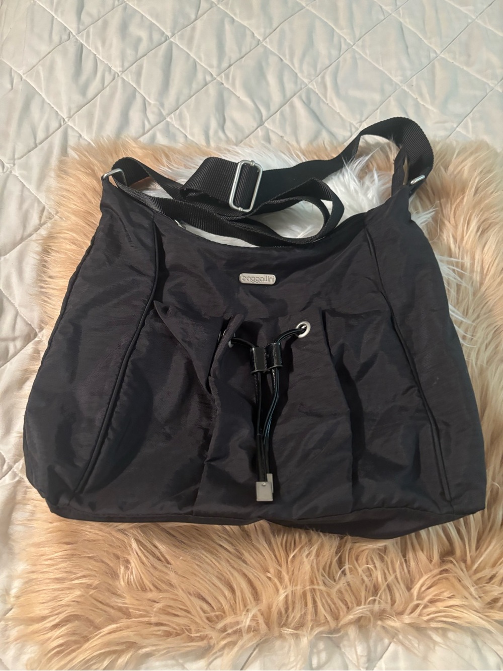 Baggallini Black Drawstring Crossbody Hobo